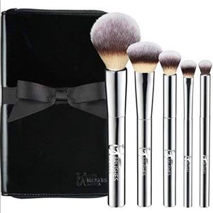 IT Brushes Beautiful Basics Set